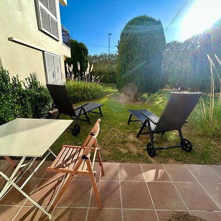Apartament Amb Piscina I Aparcament - Baixos Amb Jardinet カレリャ・デ・パラフルジェリ エクステリア 写真