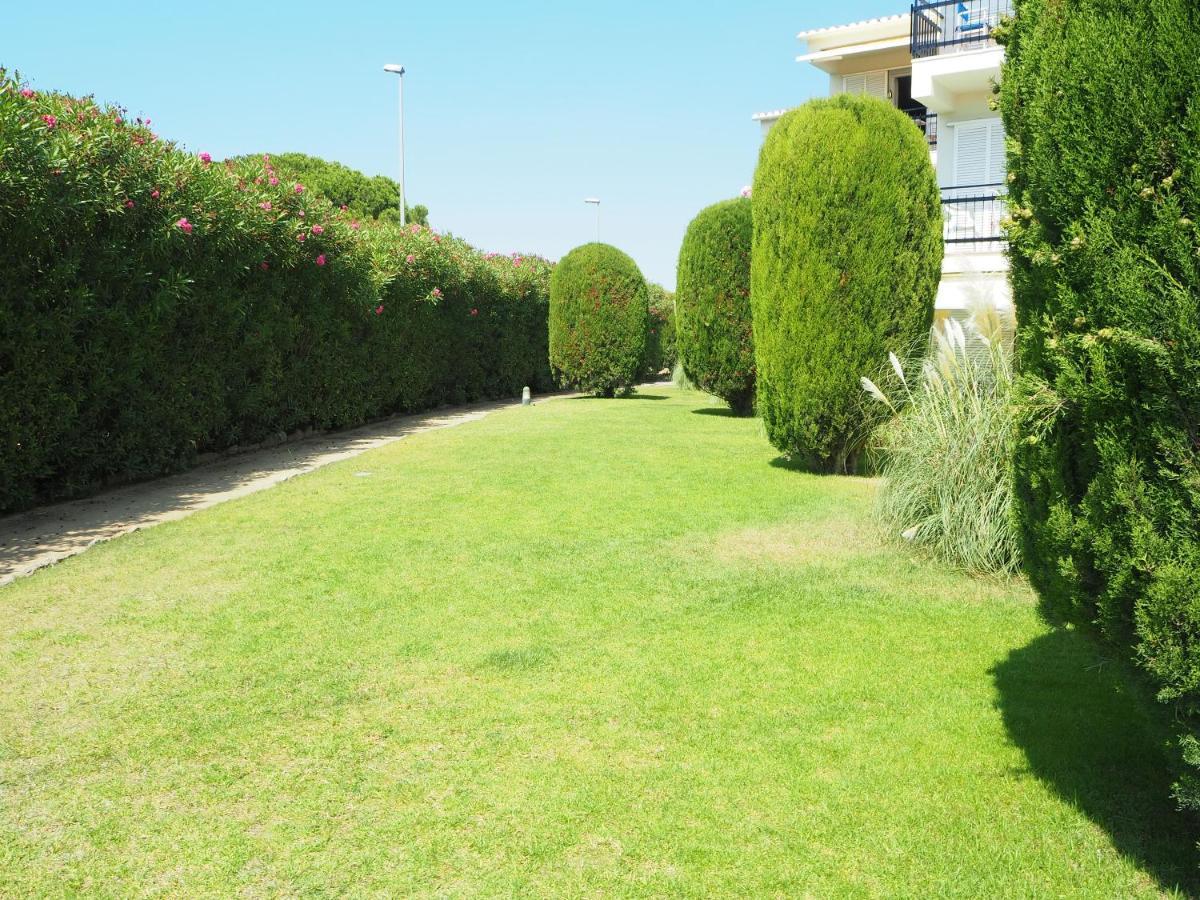 カレリャ・デ・パラフルジェリApartament Amb Piscina I Aparcament - Baixos Amb Jardinetアパートメント エクステリア 写真