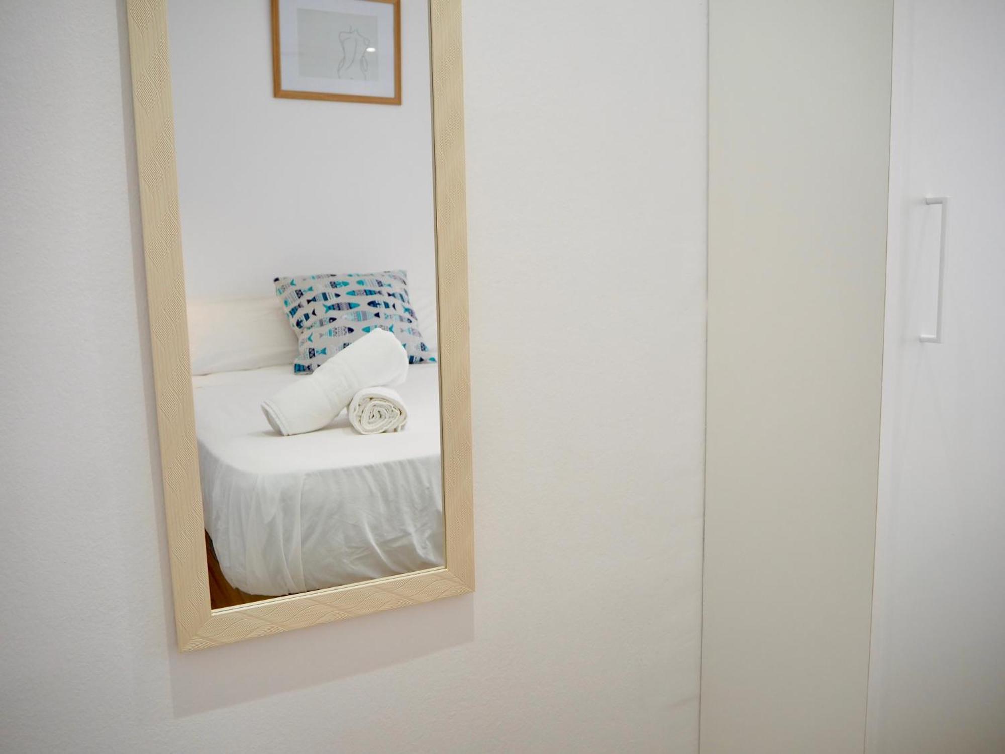 Apartament Amb Piscina I Aparcament - Baixos Amb Jardinet カレリャ・デ・パラフルジェリ エクステリア 写真