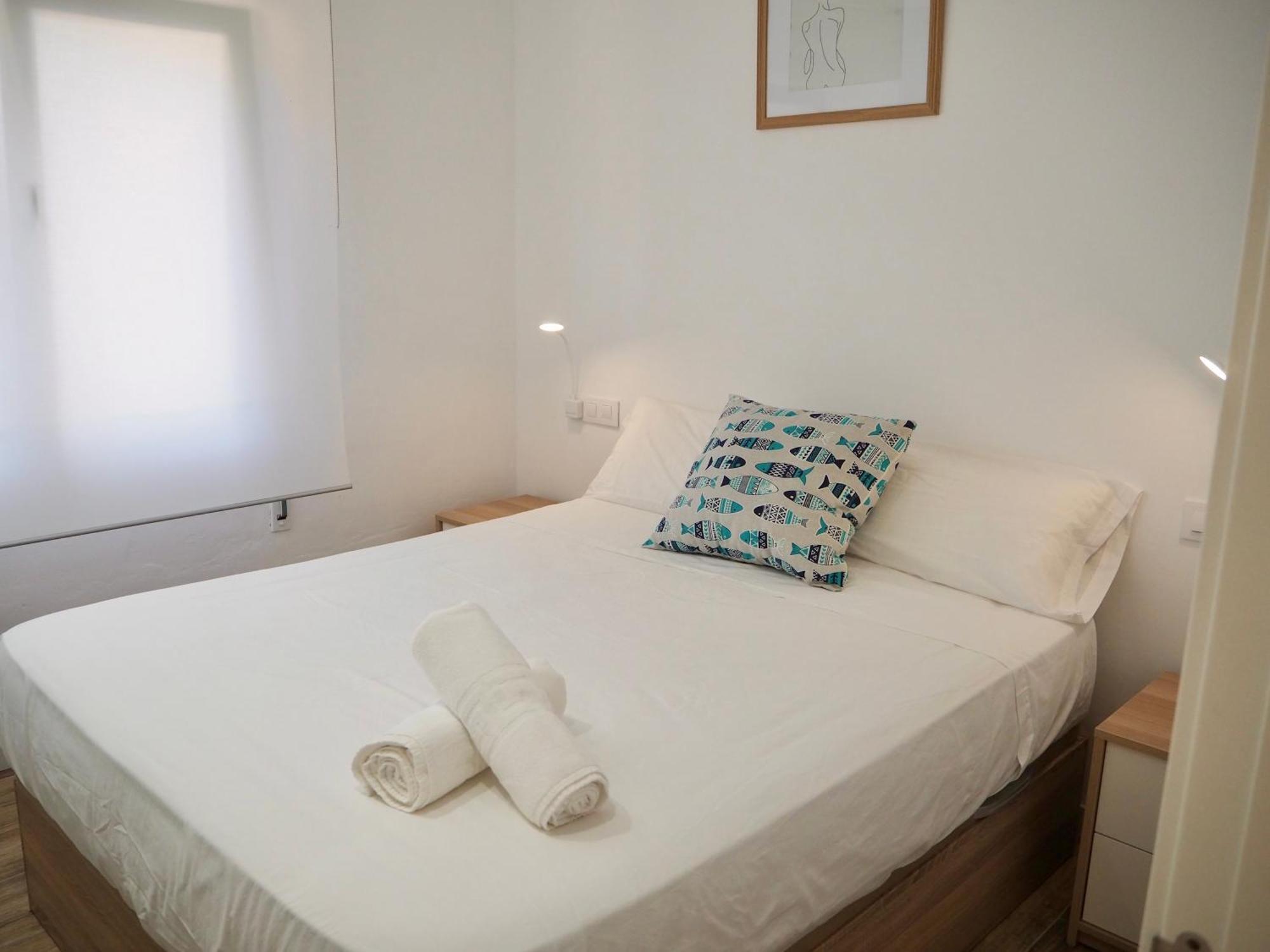 Apartament Amb Piscina I Aparcament - Baixos Amb Jardinet カレリャ・デ・パラフルジェリ エクステリア 写真